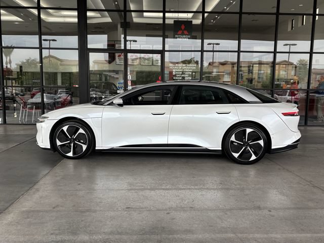 Used 2025 Lucid Air Touring AWD/4WD image 2