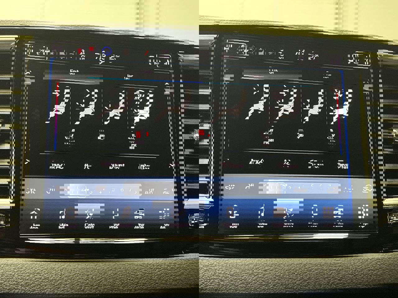 Used 2025 Chrysler Pacifica Select image 19