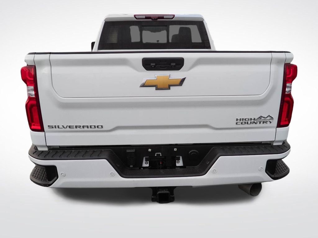 Certified 2023 Chevrolet Silverado 2500 High Country w/ Technology Package image 6
