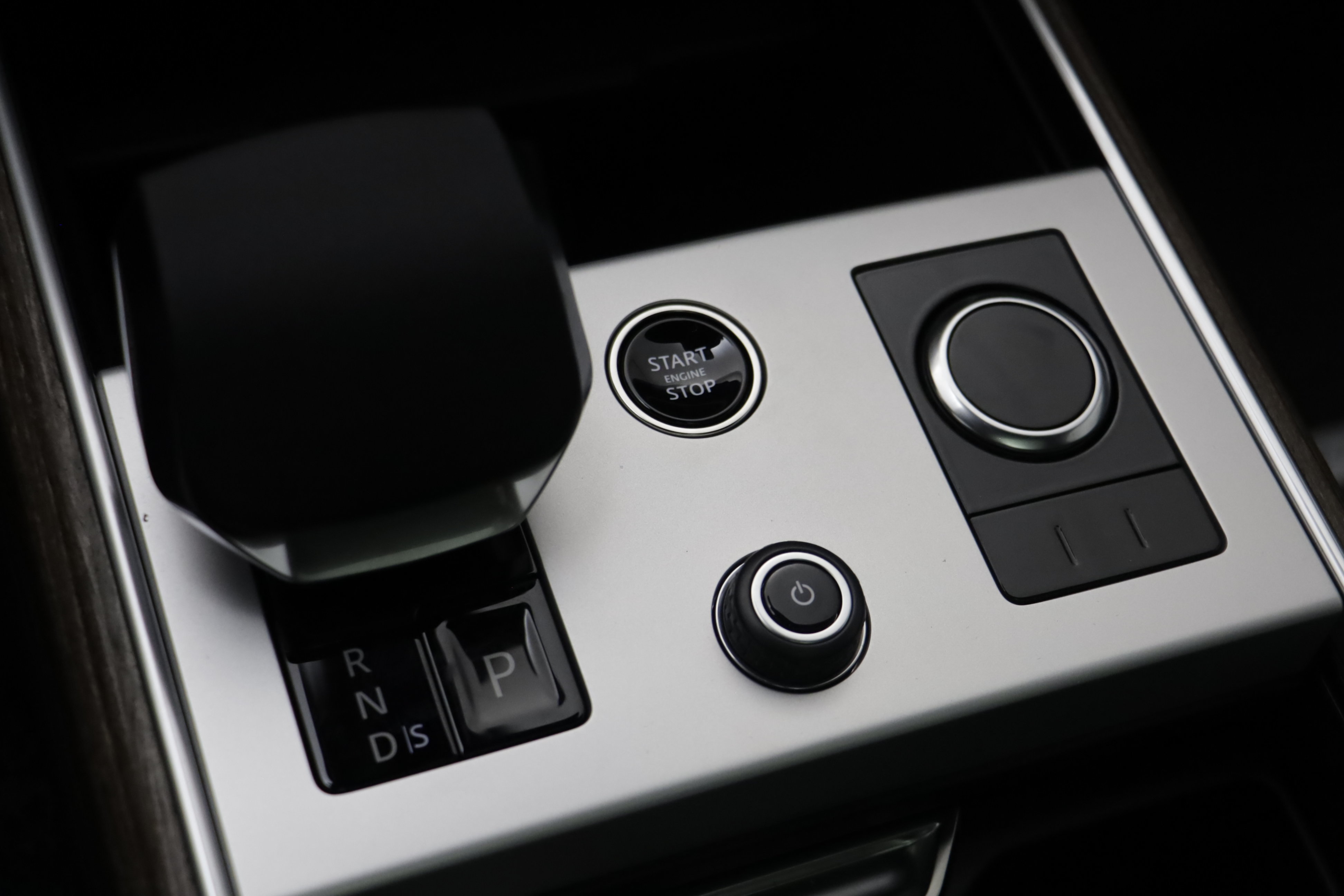 New 2027 Land Rover Range Rover SE AWD/4WD image 13
