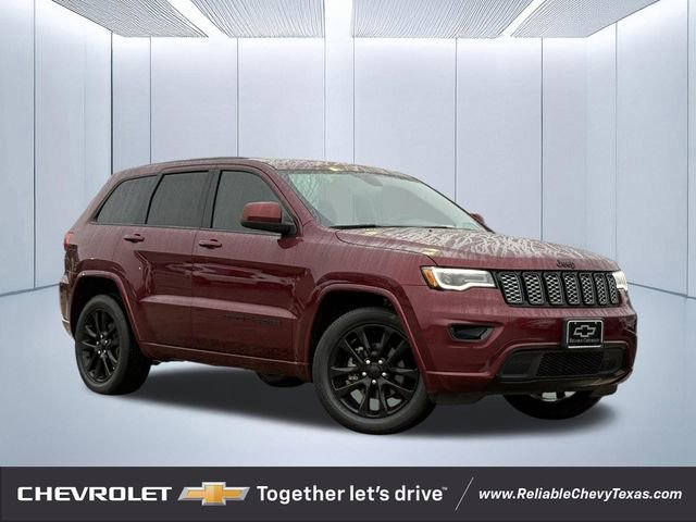 Used 2020 Jeep Grand Cherokee Altitude RWD image 1