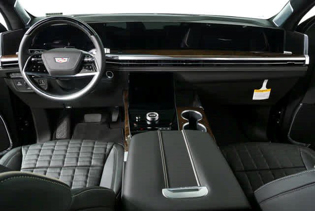 Certified 2026 Cadillac Escalade ESV Platinum Sport AWD/4WD image 22