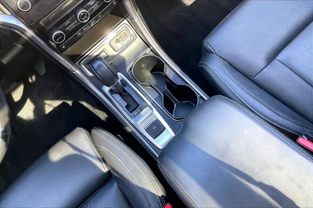 Used 2022 Subaru Ascent Limited w/ Technology Package AWD/4WD image 21