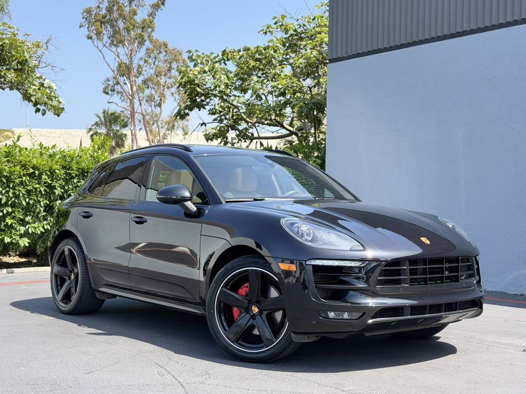 Used 2017 Porsche Macan GTS AWD/4WD image 1
