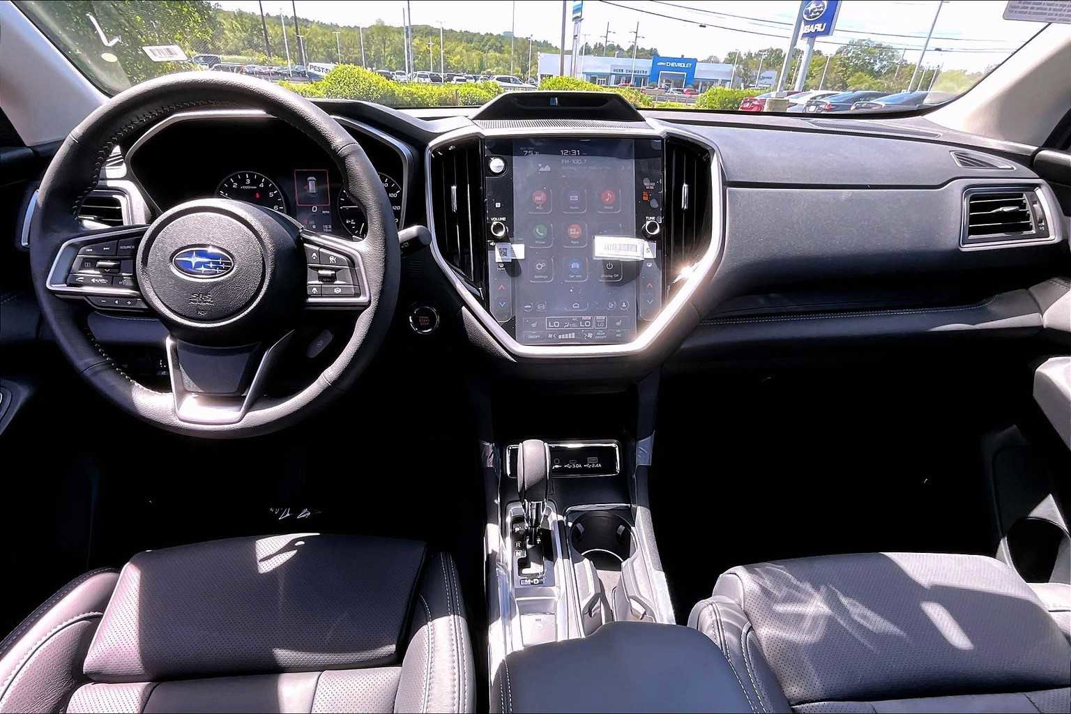 New 2025 Subaru Ascent Limited image 5