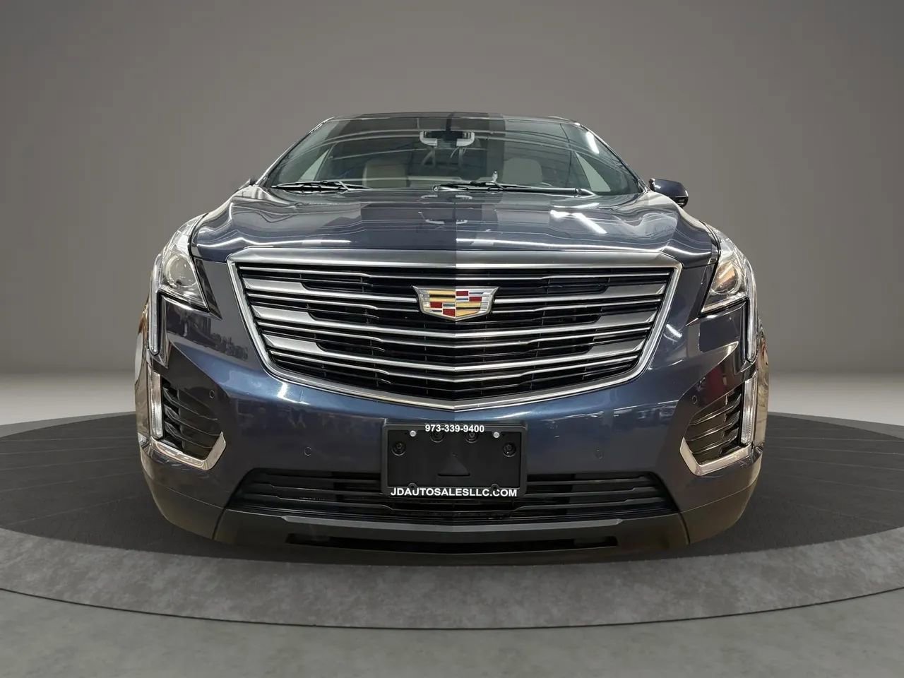 Used 2019 Cadillac XT5 Luxury image 3