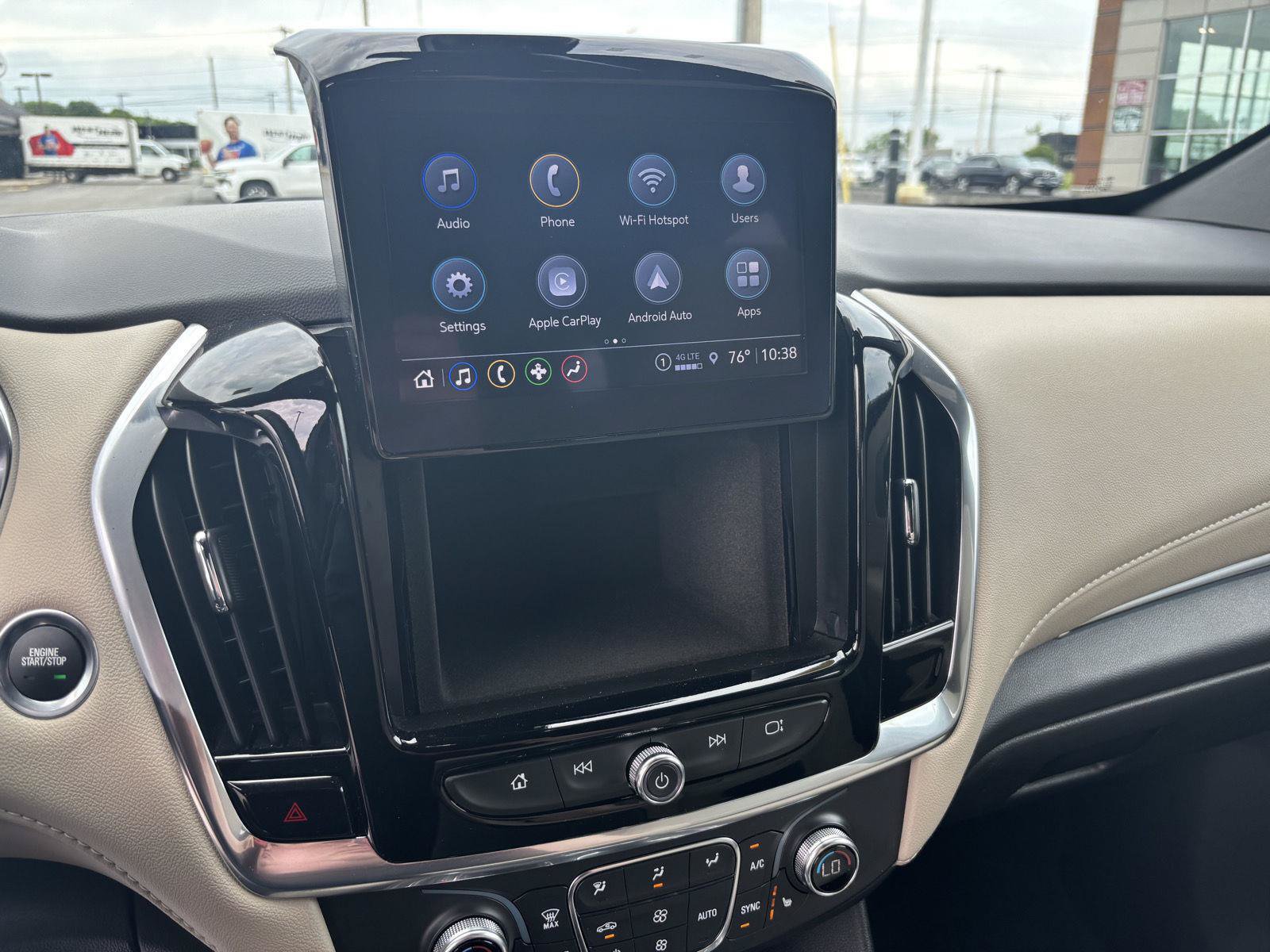 Used 2023 Chevrolet Traverse LT AWD/4WD image 29