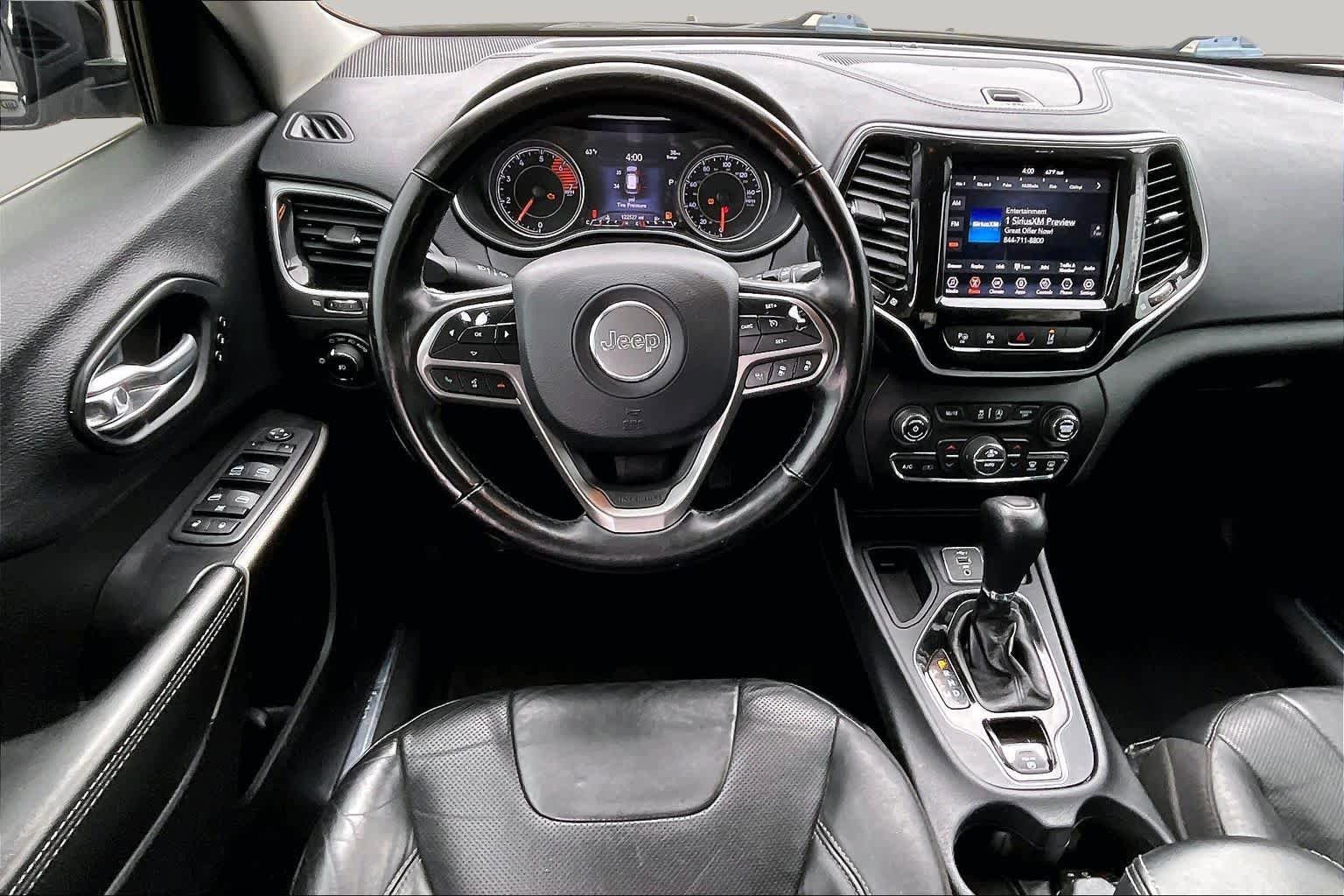 Used 2020 Jeep Cherokee Limited w/ Technology Group FWD image 6