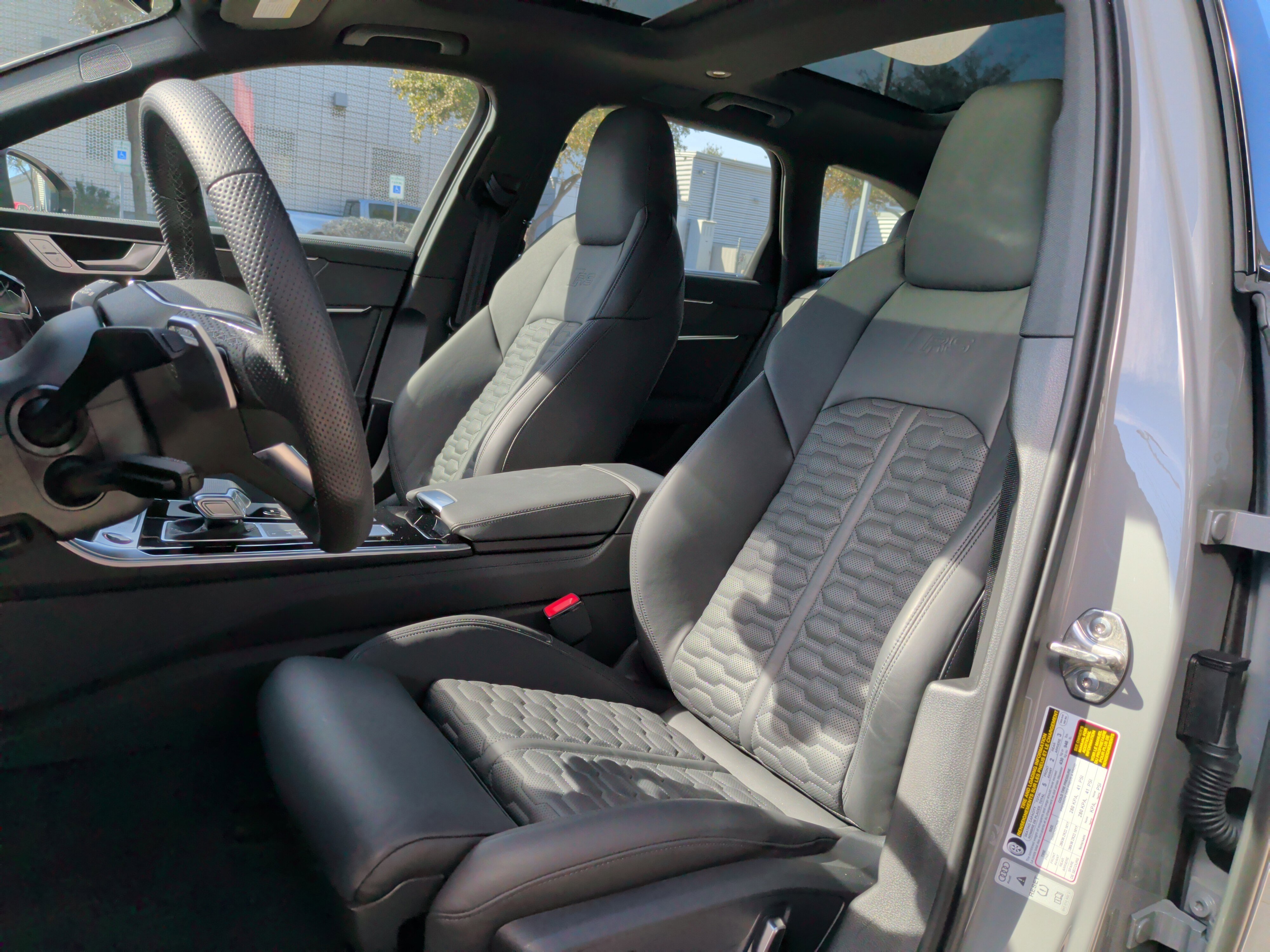 Used 2024 Audi RS 6 performance image 17