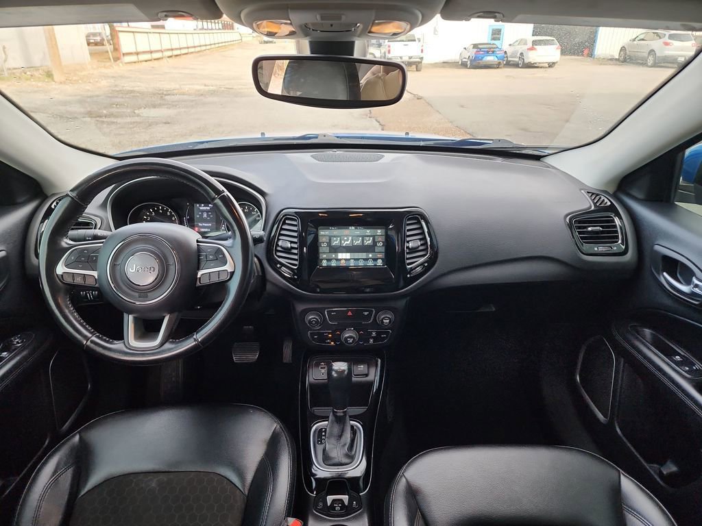 Used 2020 Jeep Compass Latitude image 17