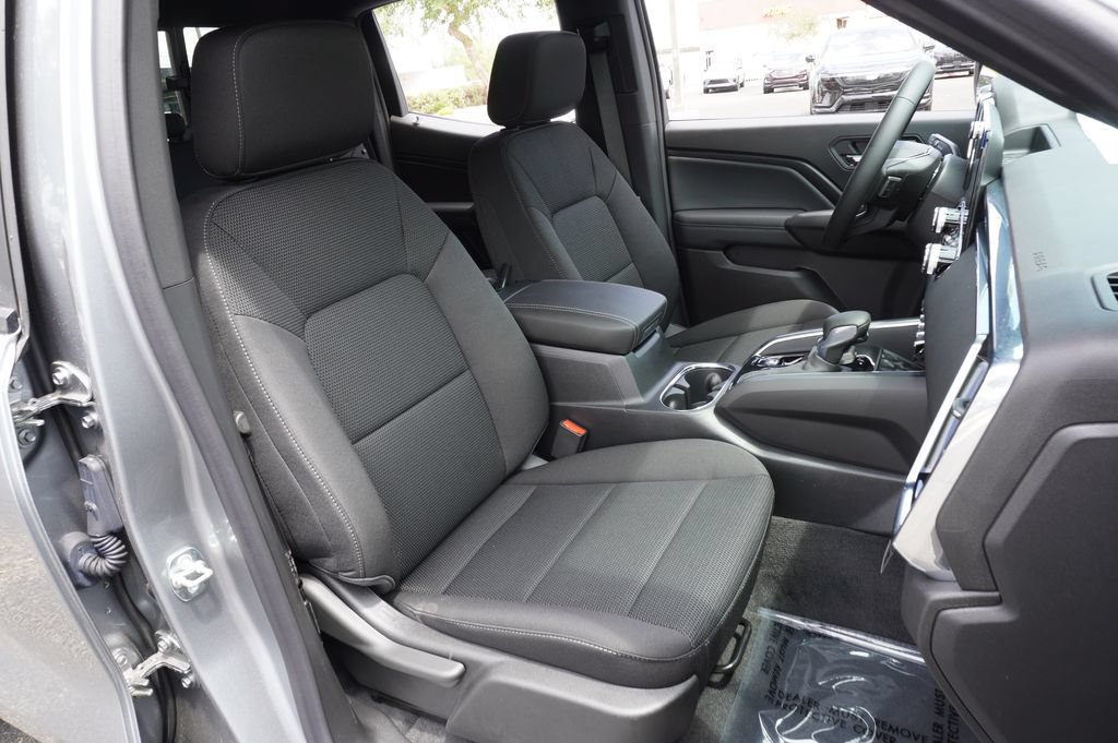 New 2026 GMC Canyon Elevation w/ Convenience Package RWD image 14