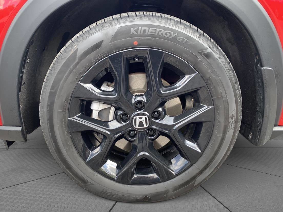 Certified 2024 Honda HR-V Sport image 9