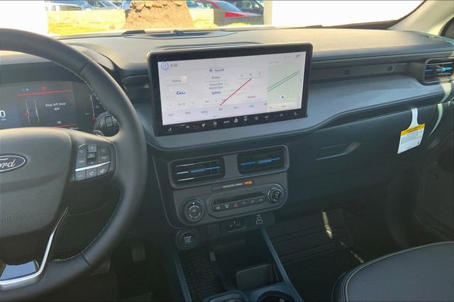 New 2025 Ford Maverick Lobo image 7