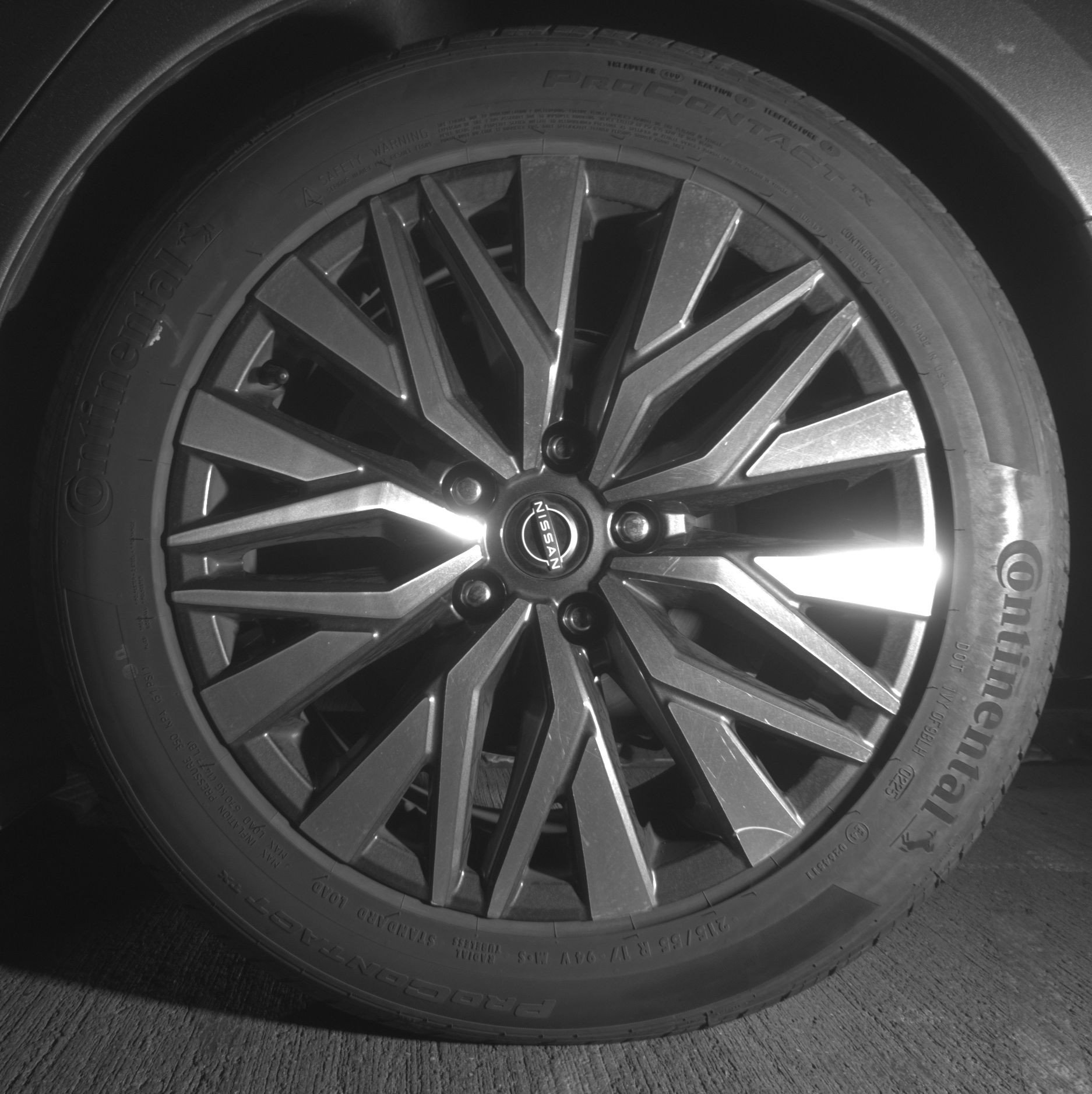 Used 2025 Nissan Altima 2.5 SV FWD image 14