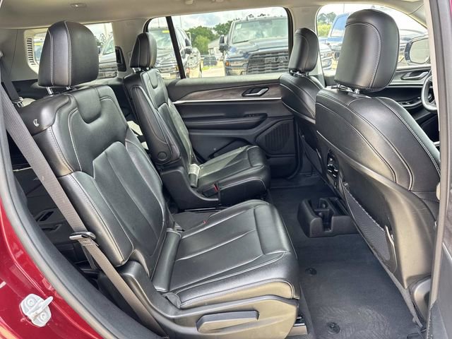 Used 2023 Jeep Grand Cherokee L Limited image 13