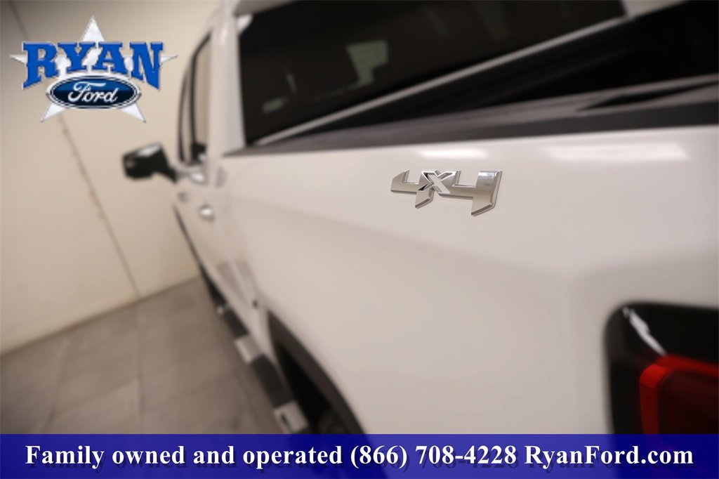 Used 2022 GMC Sierra 1500 SLT w/ SLT Convenience Package image 31