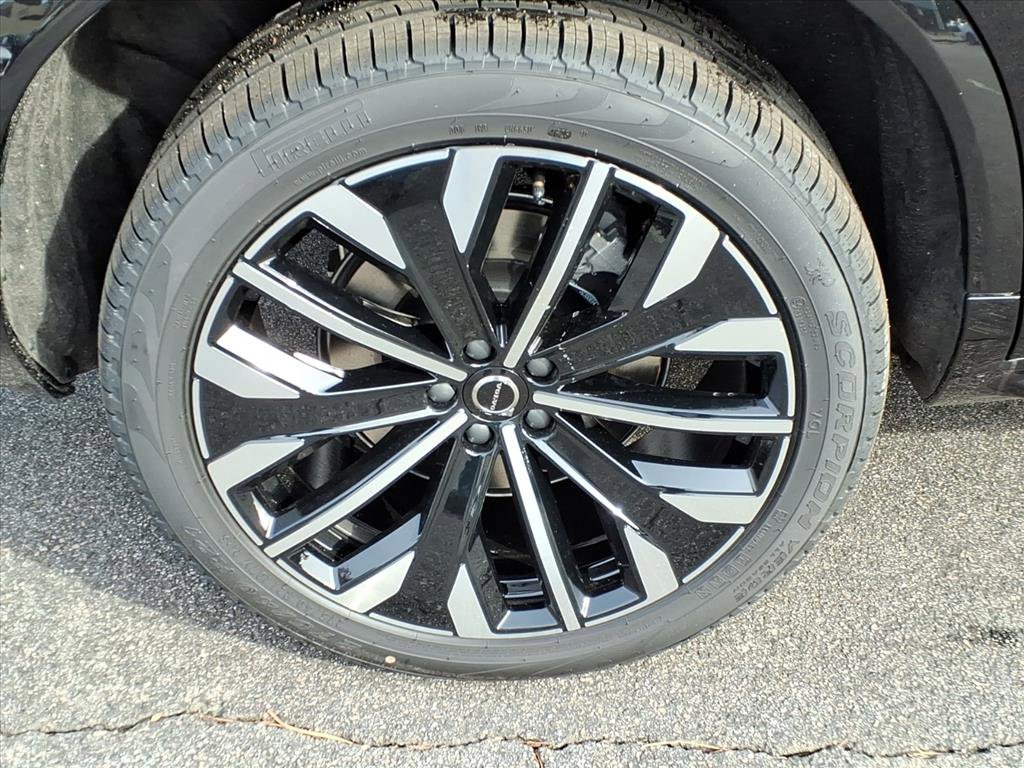 New 2026 Volvo XC90 B6 Ultra w/ Protection Package Premier image 7