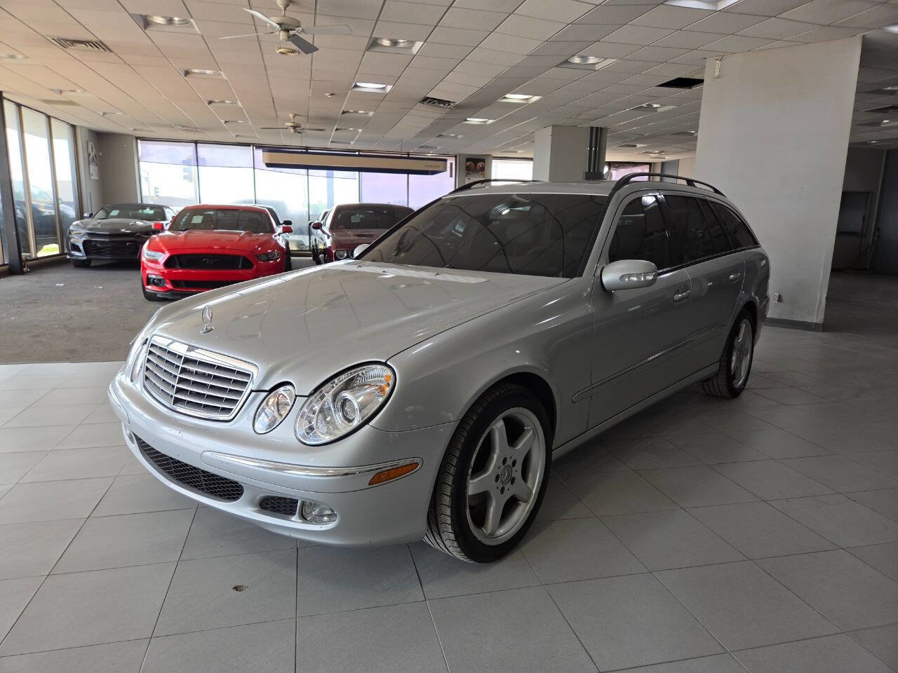 Used 2004 Mercedes-Benz E 320 Wagon image 3
