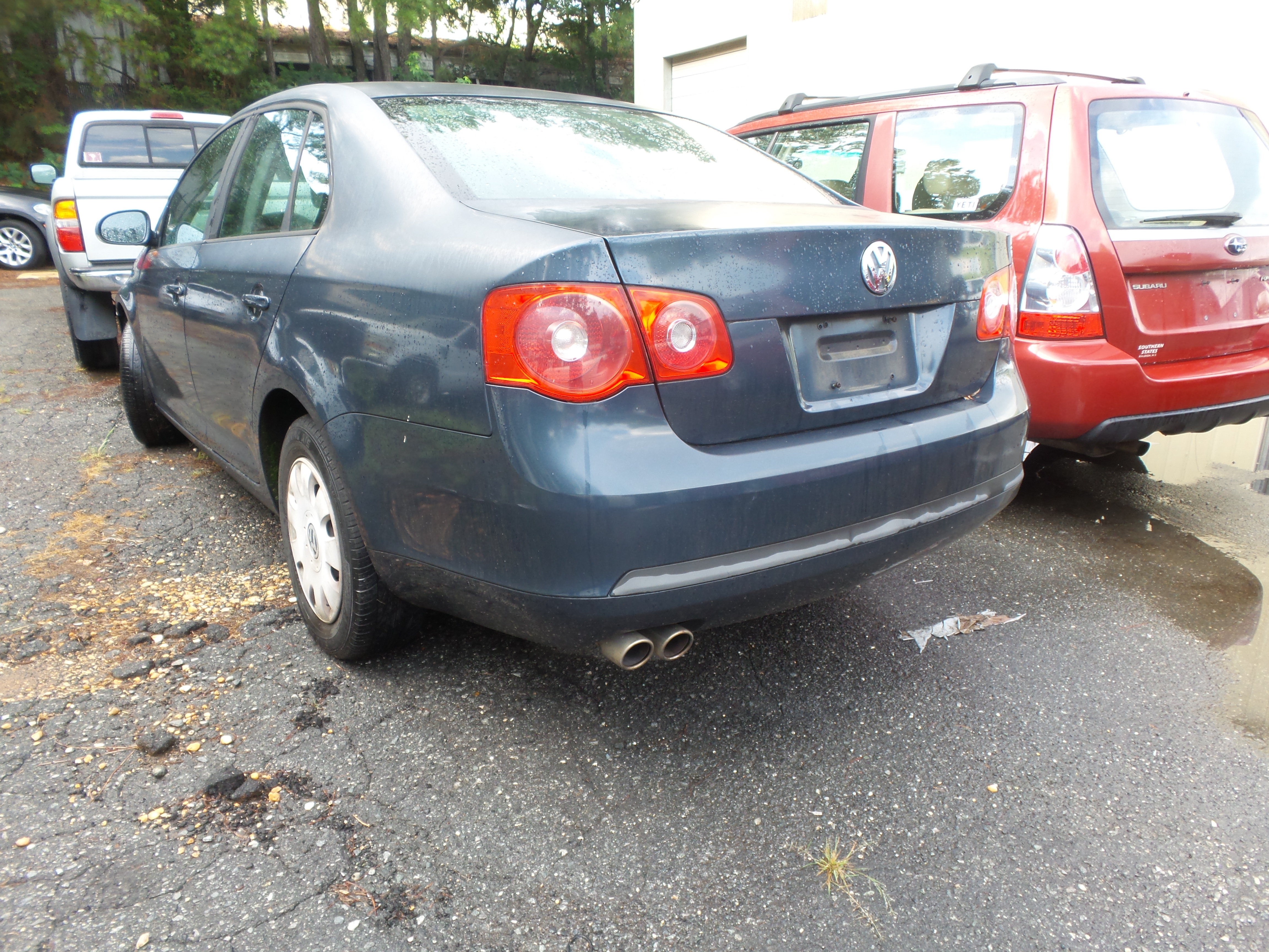 Used 2006 Volkswagen Jetta Value Edition FWD image 3