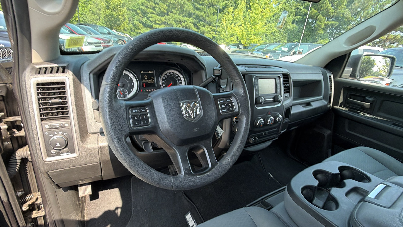 Used 2019 RAM 1500 Express AWD/4WD image 24