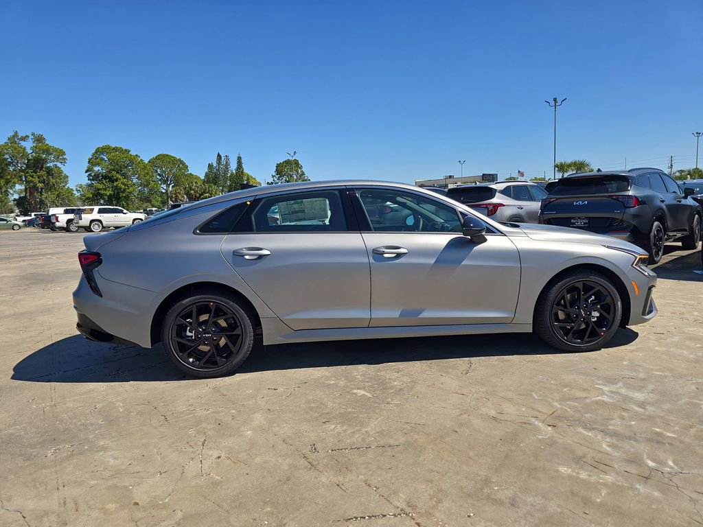 New 2026 Kia K5 GT-Line image 9