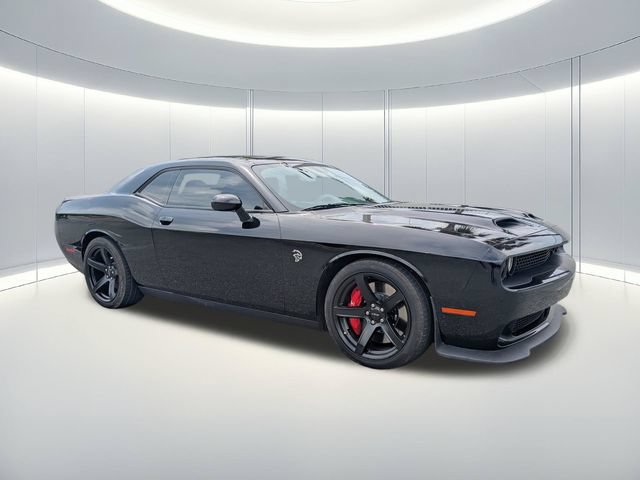 Used 2022 Dodge Challenger SRT Hellcat w/ Plus Package RWD image 8