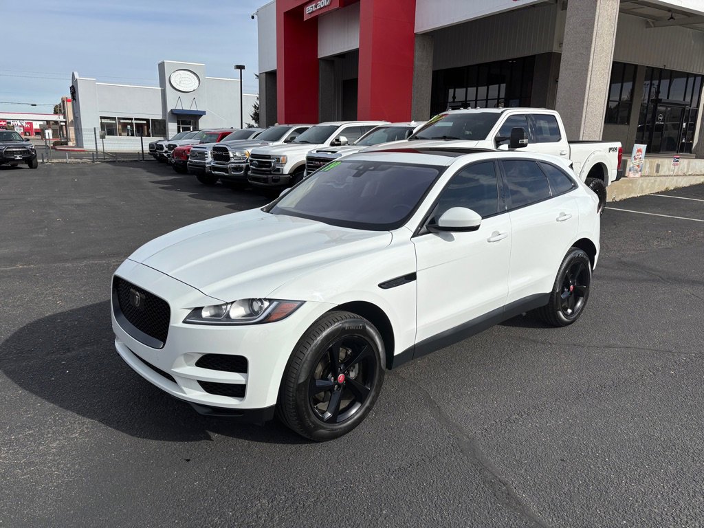 Used 2019 Jaguar F-PACE Premium image 1