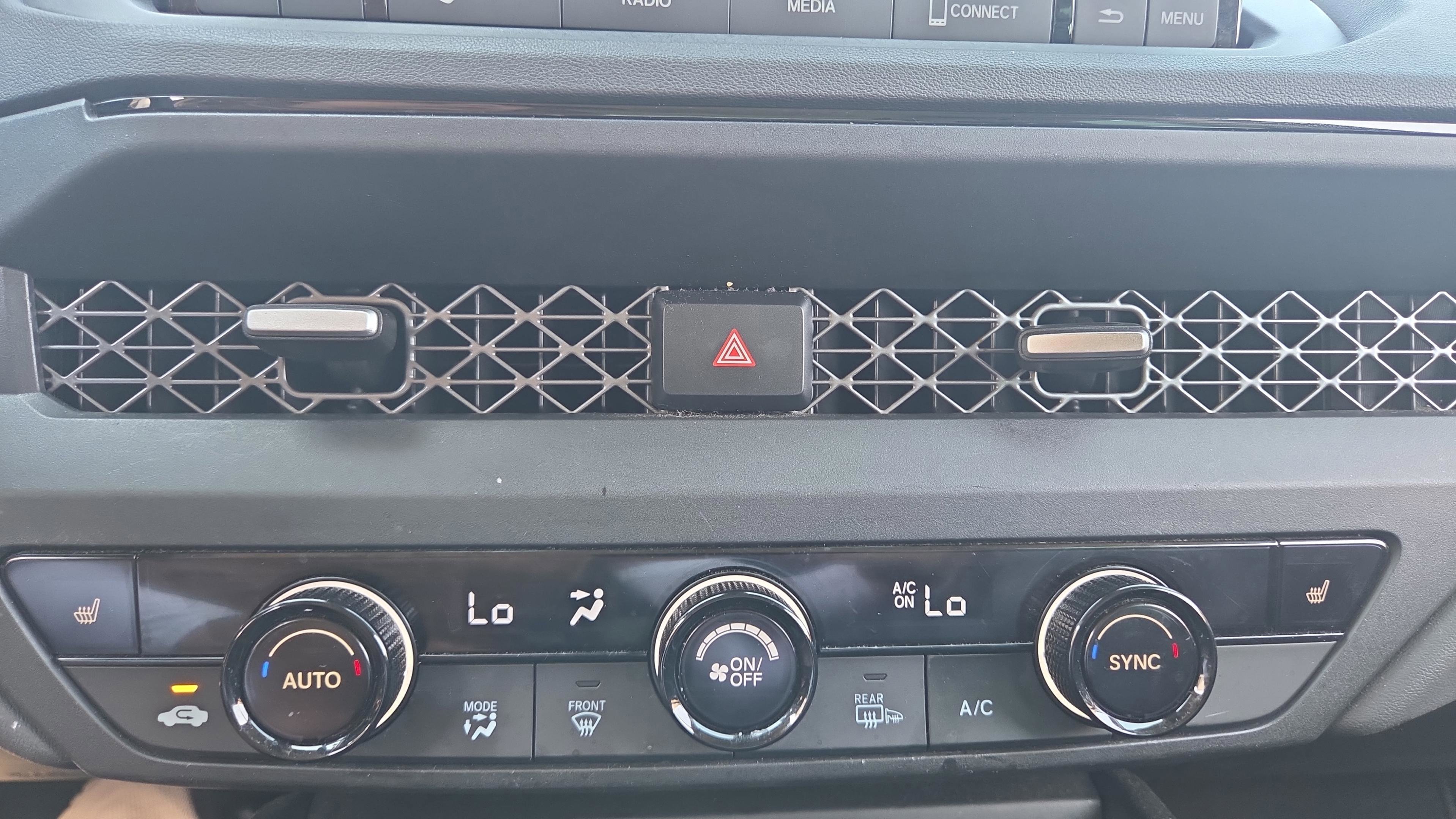 Used 2023 Honda Accord EX image 31