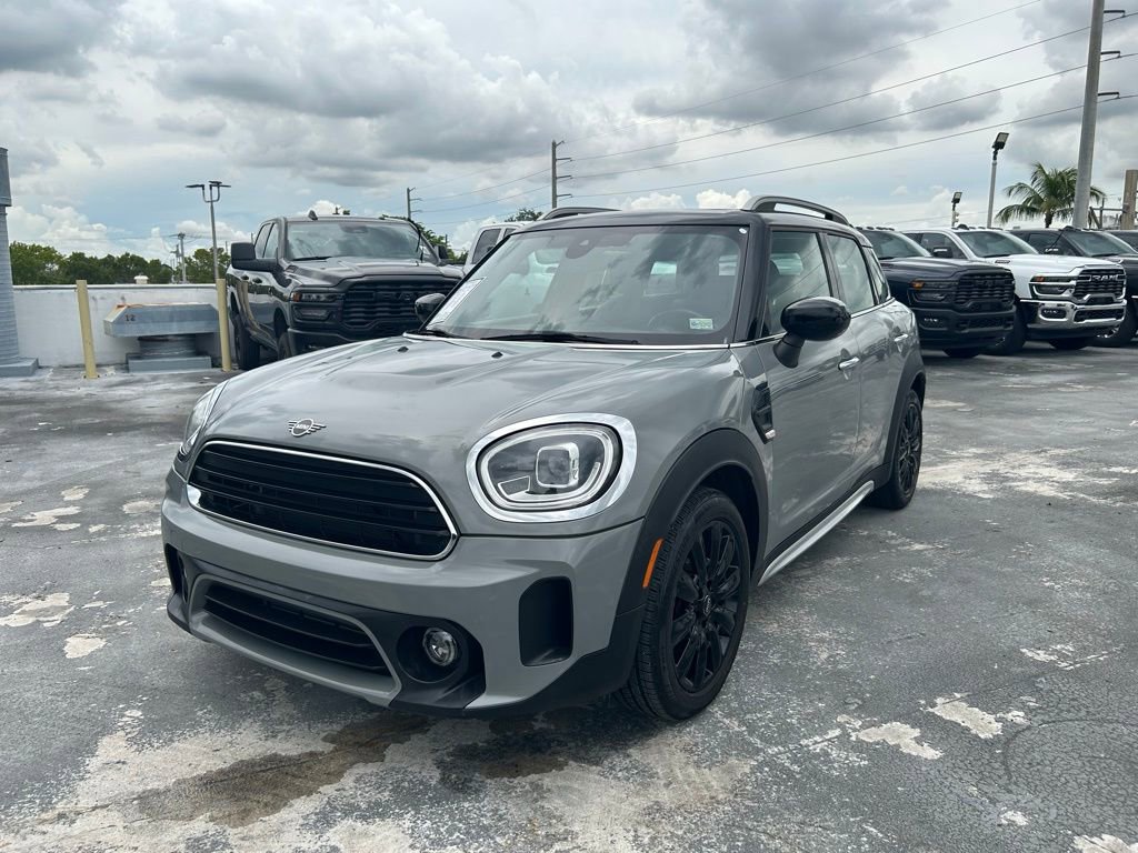 Used 2021 MINI Cooper Countryman image 3