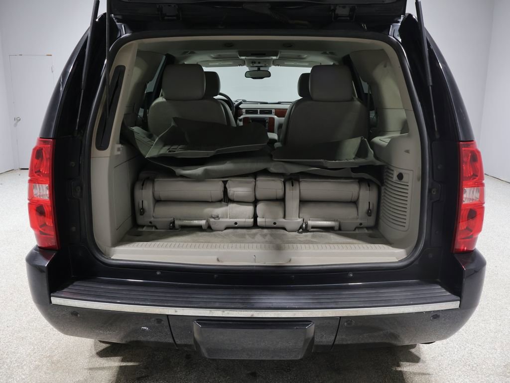 Used 2011 Chevrolet Tahoe LTZ image 21