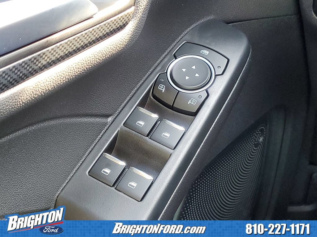 Used 2024 Ford Escape ST-Line w/ Tech Pack #1 AWD/4WD image 17
