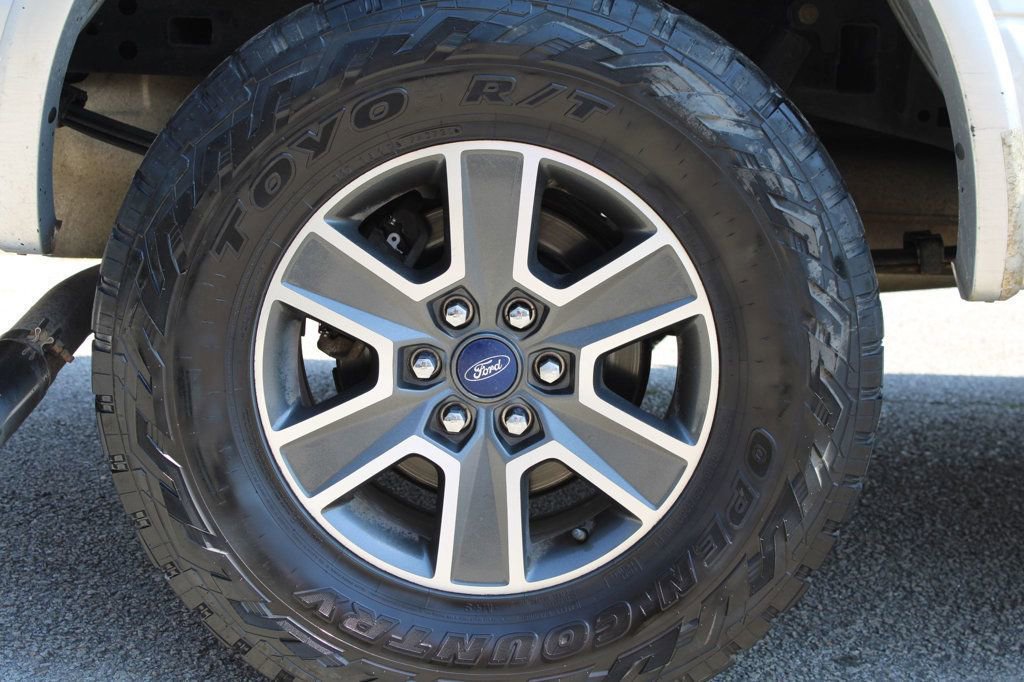 Used 2015 Ford F150 XLT w/ Equipment Group 302A Luxury AWD/4WD image 27