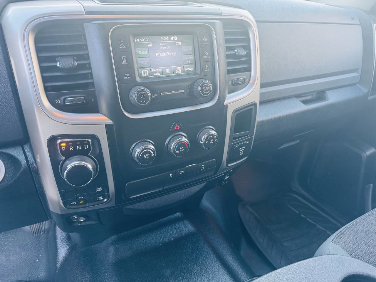 Used 2017 RAM 1500 Classic SLT image 20