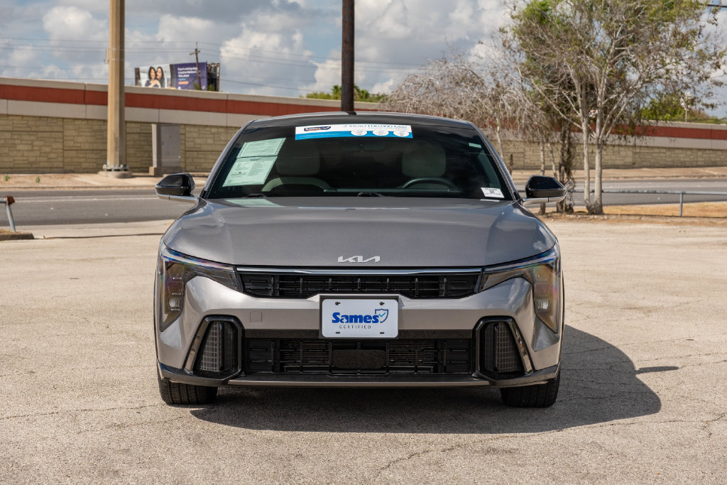 Used 2025 Kia K4 GT-Line w/ GT-Line Premium Package FWD image 3