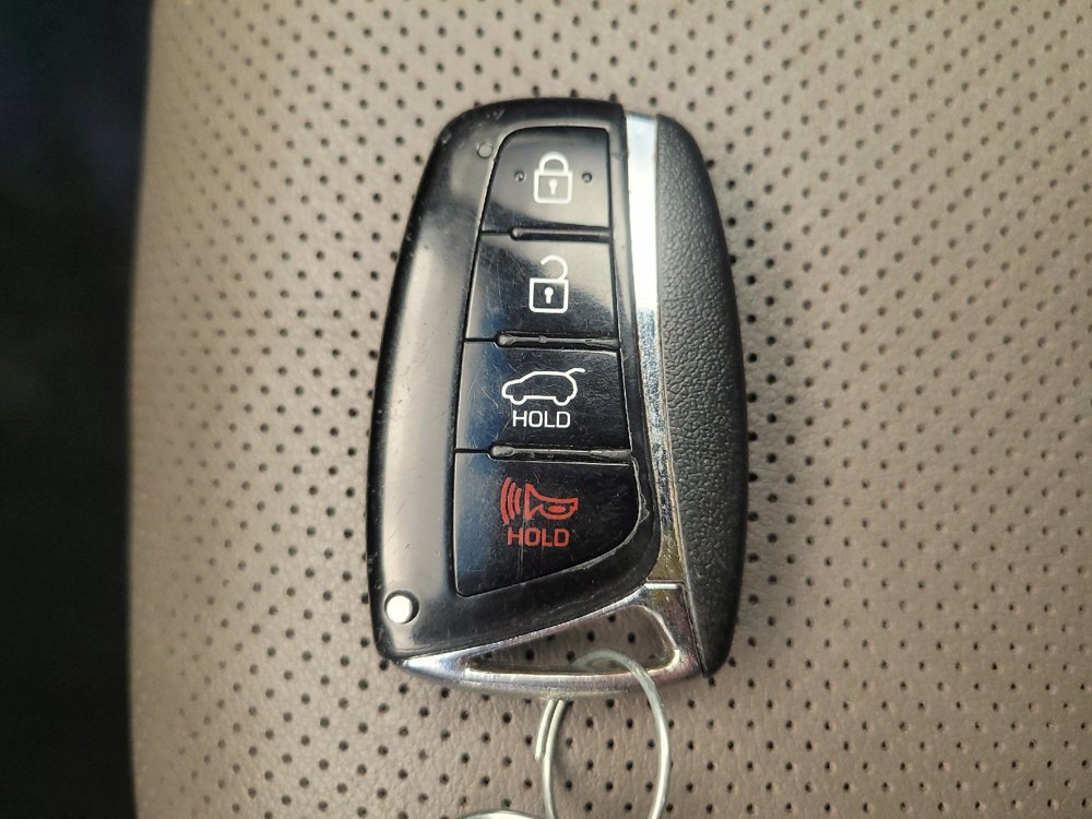 Used 2019 Hyundai Santa Fe XL AWD/4WD image 32