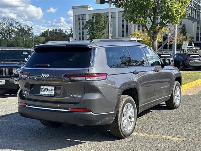 New 2025 Jeep Grand Cherokee L Laredo image 2