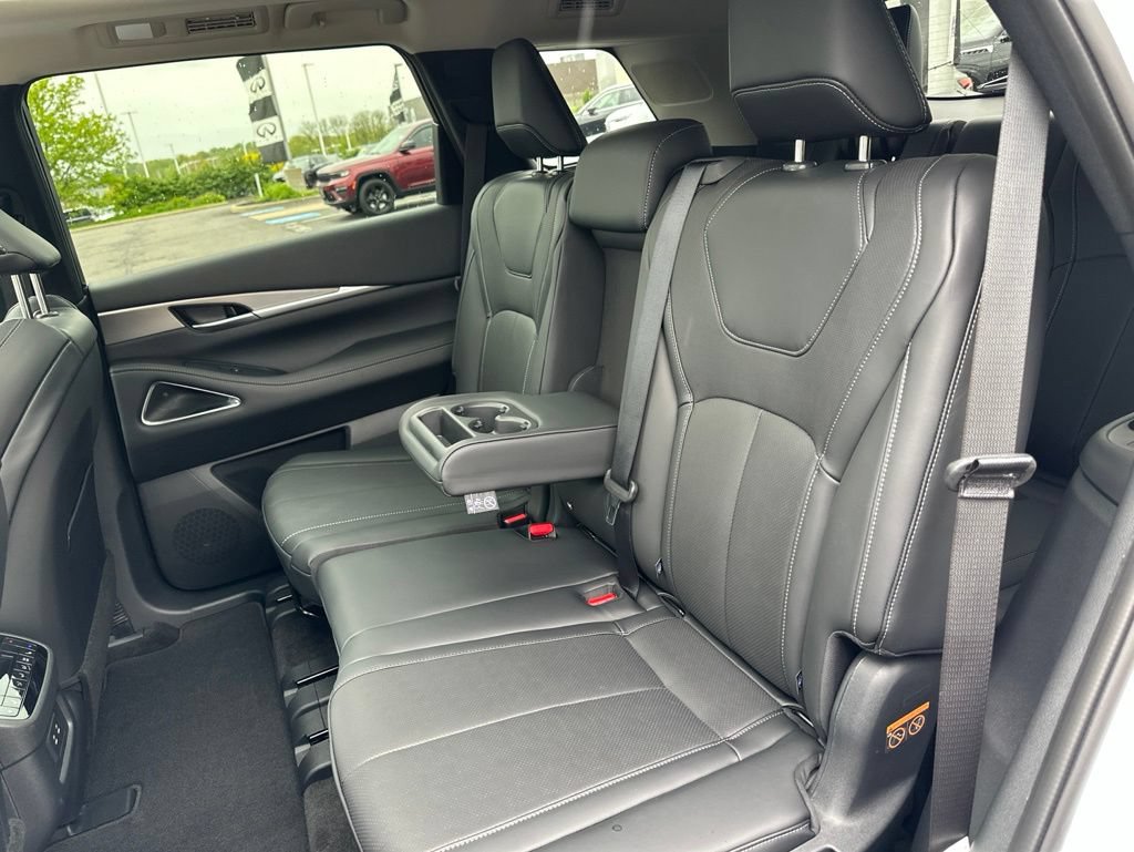 New 2027 INFINITI QX60 Luxe w/ Cargo Package AWD/4WD image 30