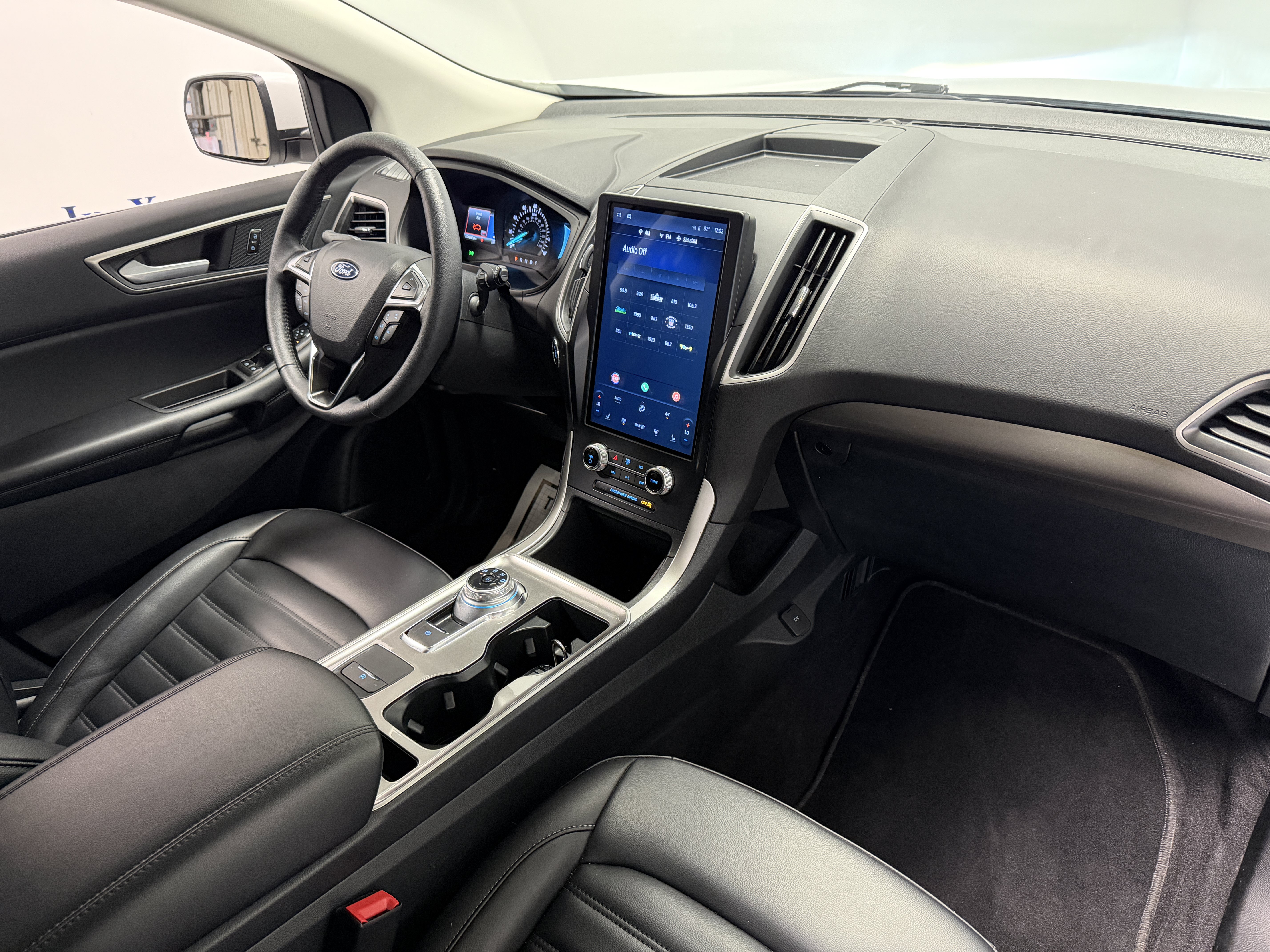 Used 2024 Ford Edge SEL w/ Convenience Package AWD/4WD image 18