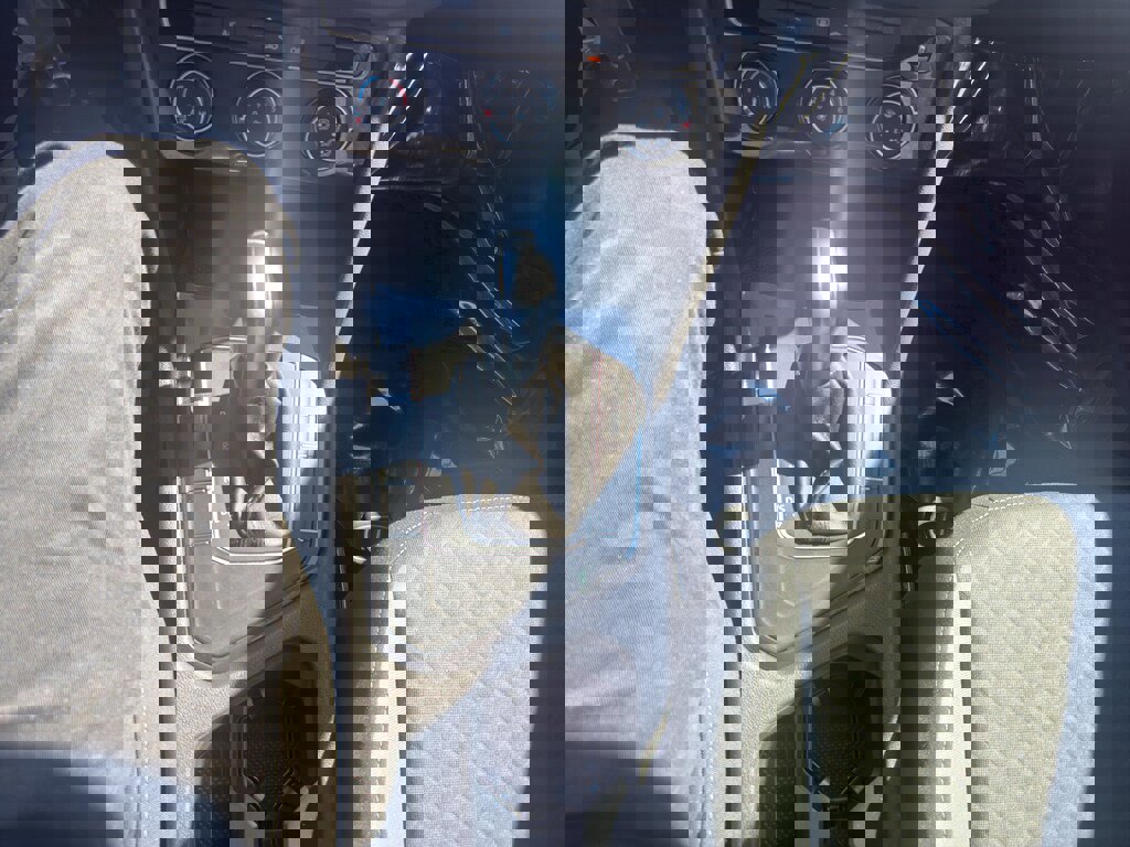 Used 2019 Volkswagen Tiguan S w/ Driver Assistance Package image 10