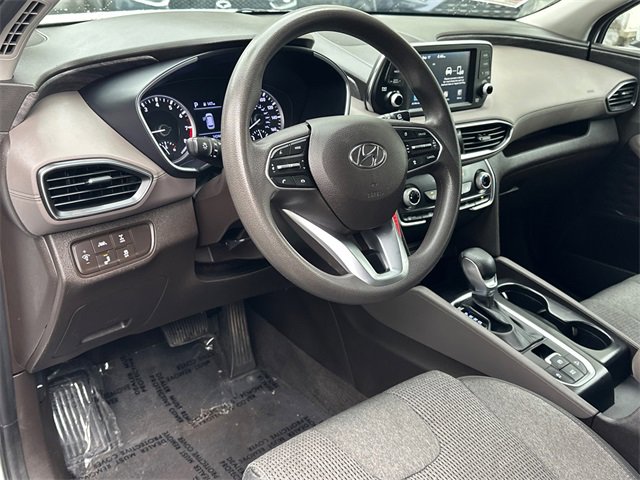 Used 2019 Hyundai Santa Fe SE image 16