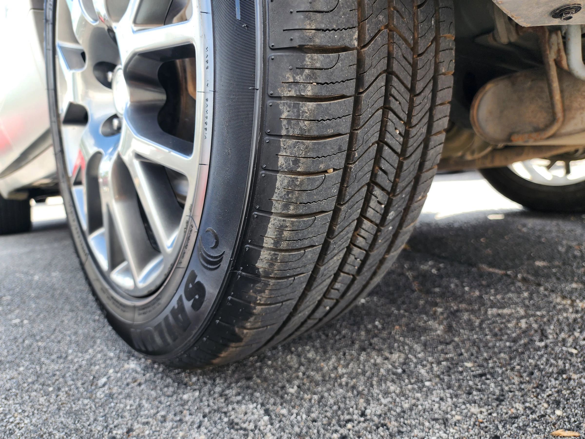 Used 2019 Buick Encore Sport Touring w/ Safety Package image 22