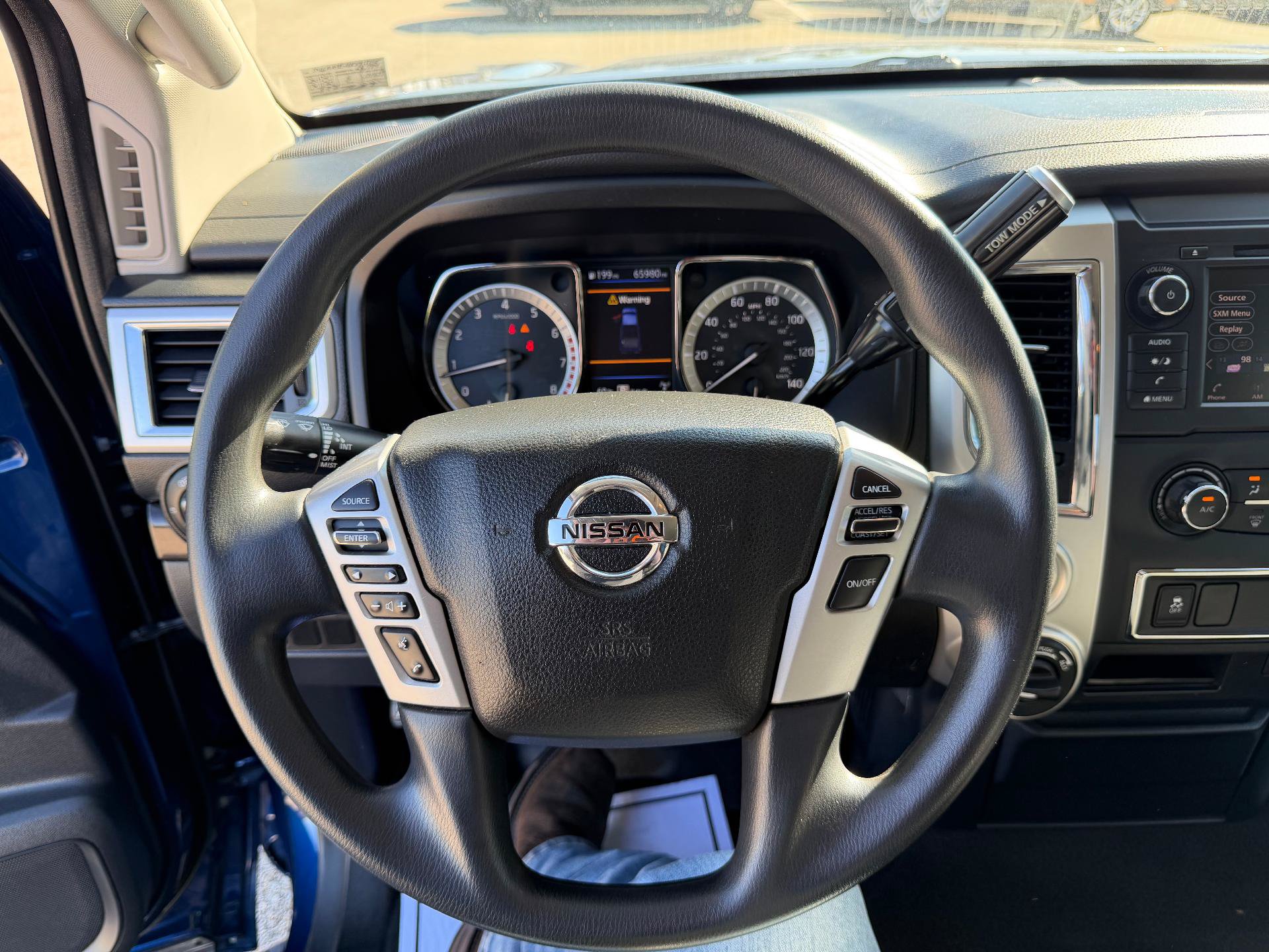 Used 2019 Nissan Titan SV AWD/4WD image 19