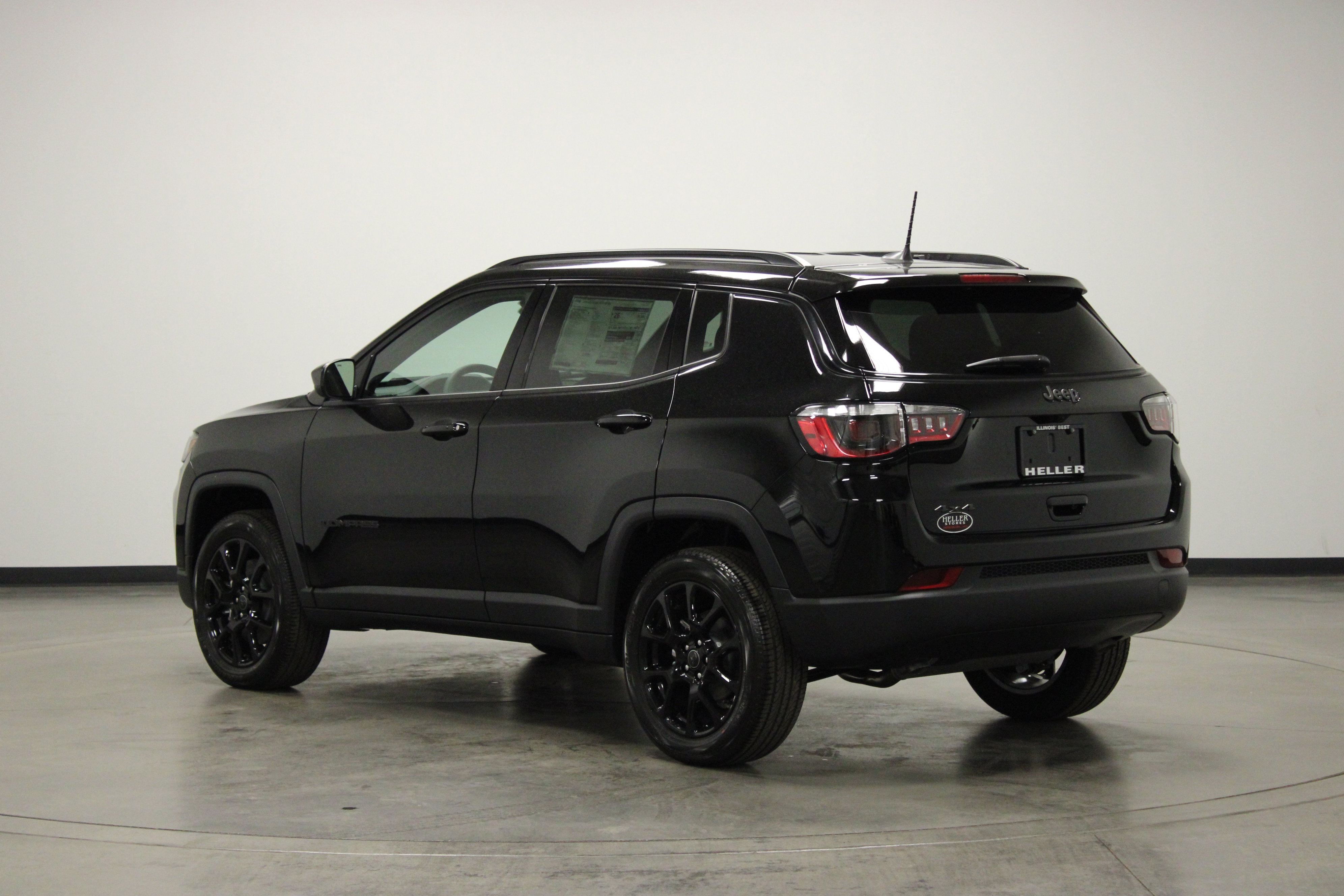 New 2026 Jeep Compass Latitude AWD/4WD image 6