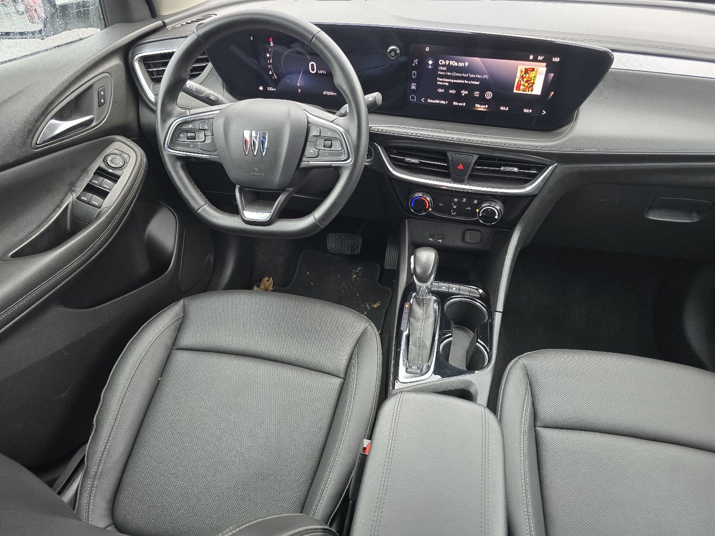 Used 2024 Buick Encore GX Sport Touring image 26