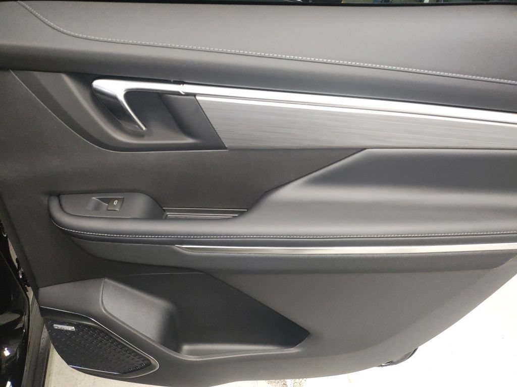 New 2026 Buick Enclave Preferred w/ Power Package FWD image 14