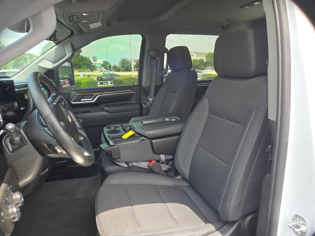 Certified 2025 Chevrolet Silverado 2500 LT w/ Convenience Package AWD/4WD image 5