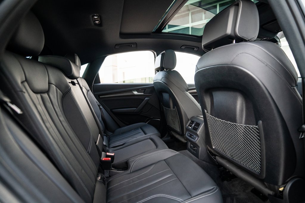 Used 2023 Audi Q5 2.0T Premium w/ Convenience Package image 39