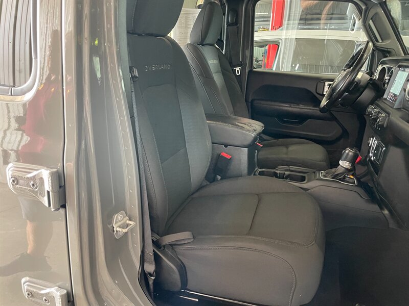 Used 2020 Jeep Gladiator Overland AWD/4WD image 25