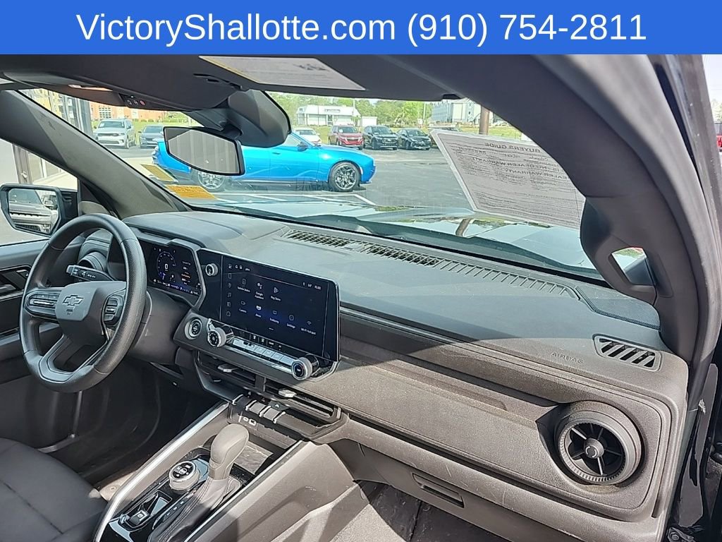 Used 2024 Chevrolet Colorado Trail Boss w/ Technology Package image 32