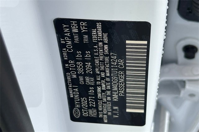 New 2026 Hyundai Elantra Sport image 23